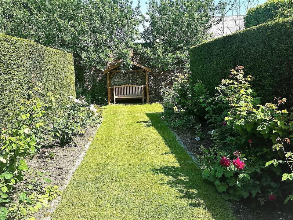 Formal Gardens (Rose Walk)