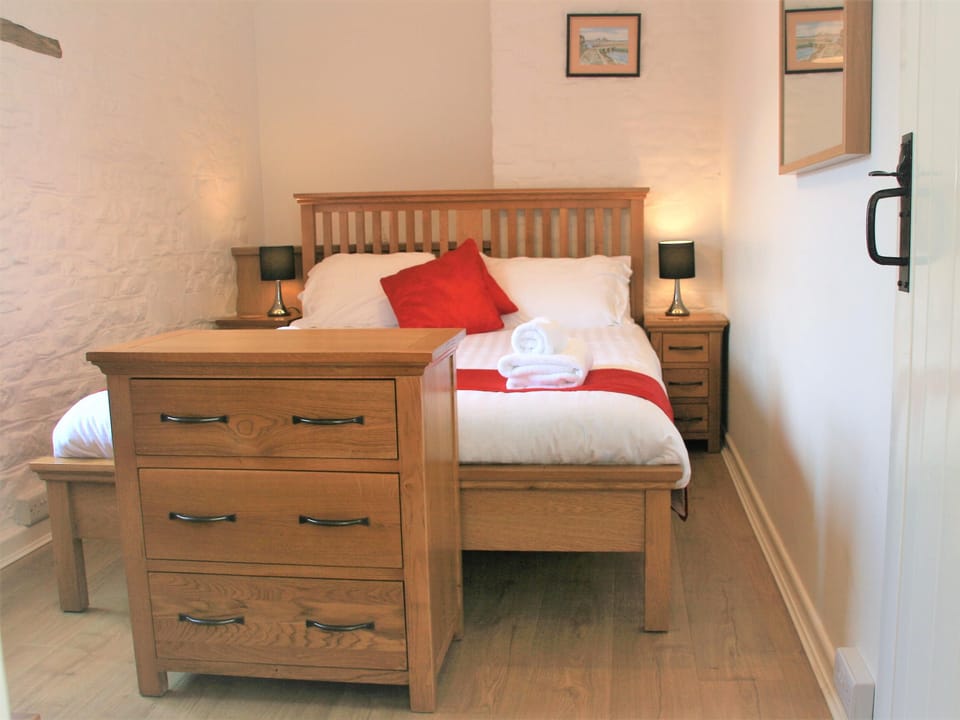 Typical Bedroom (Mews)