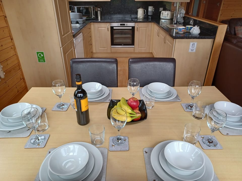 Lodge 4 Skiddaw Dining Area