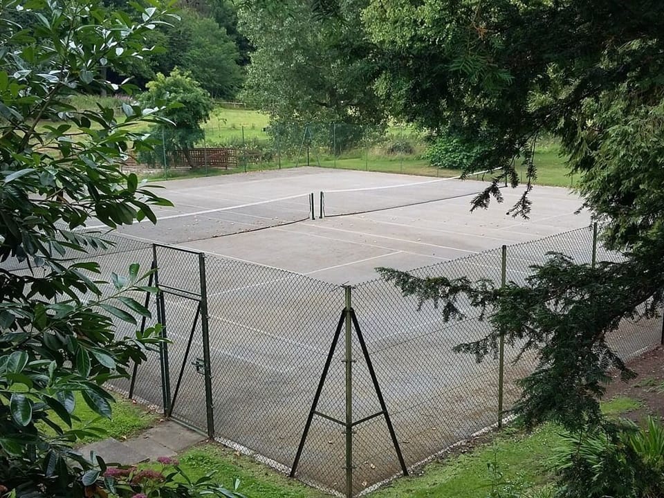 Tennis Courts
