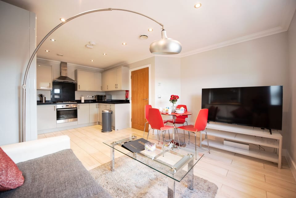 Living/Dining Room/Kitchen