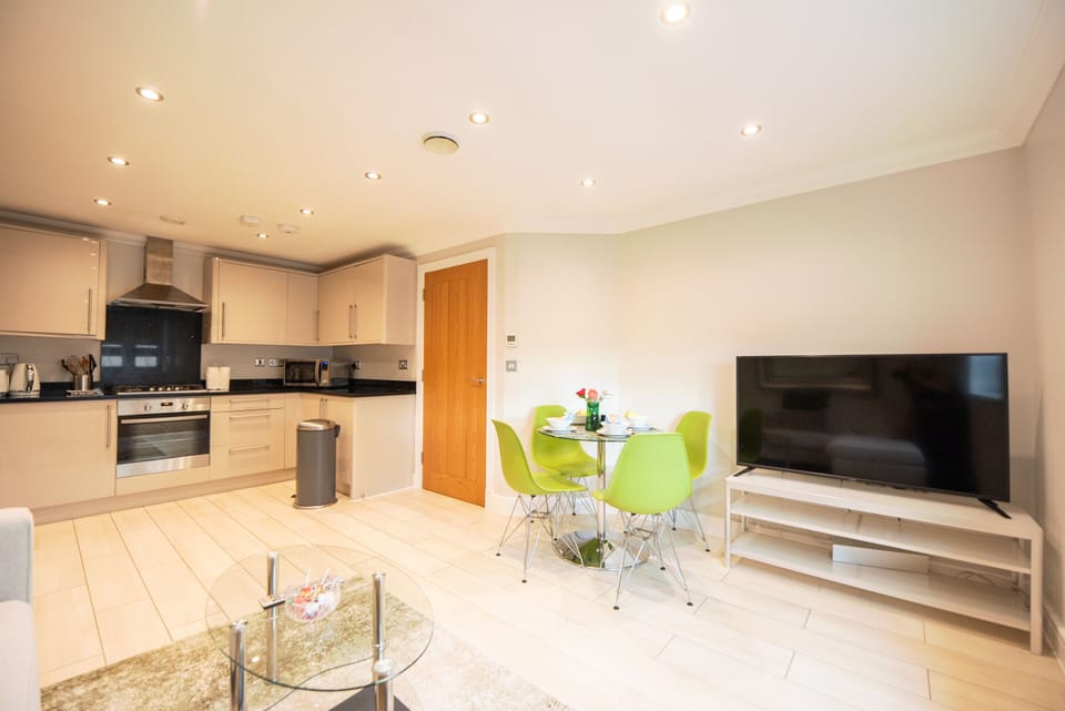 Dining Room/Kitchen