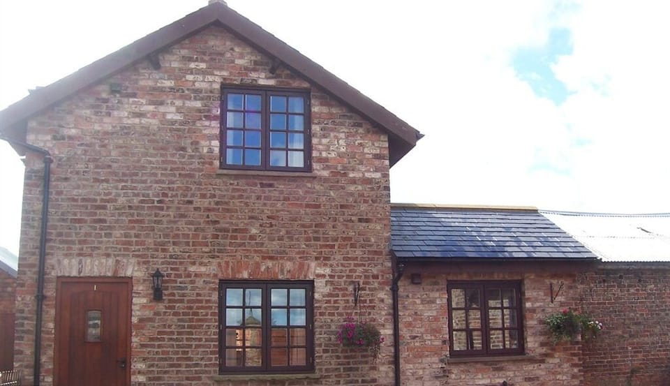 Wash House Cottage No1
