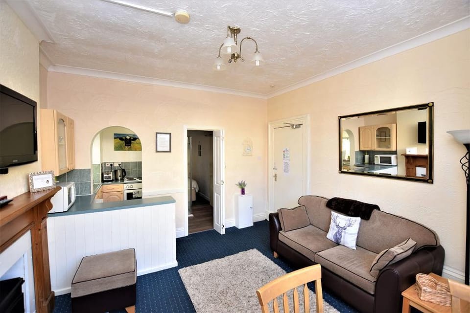 Apartment 1 Lounge