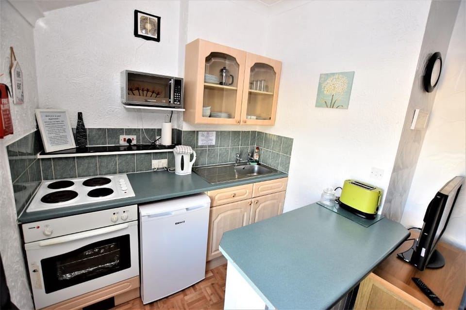 Apartment 4 Kitchen