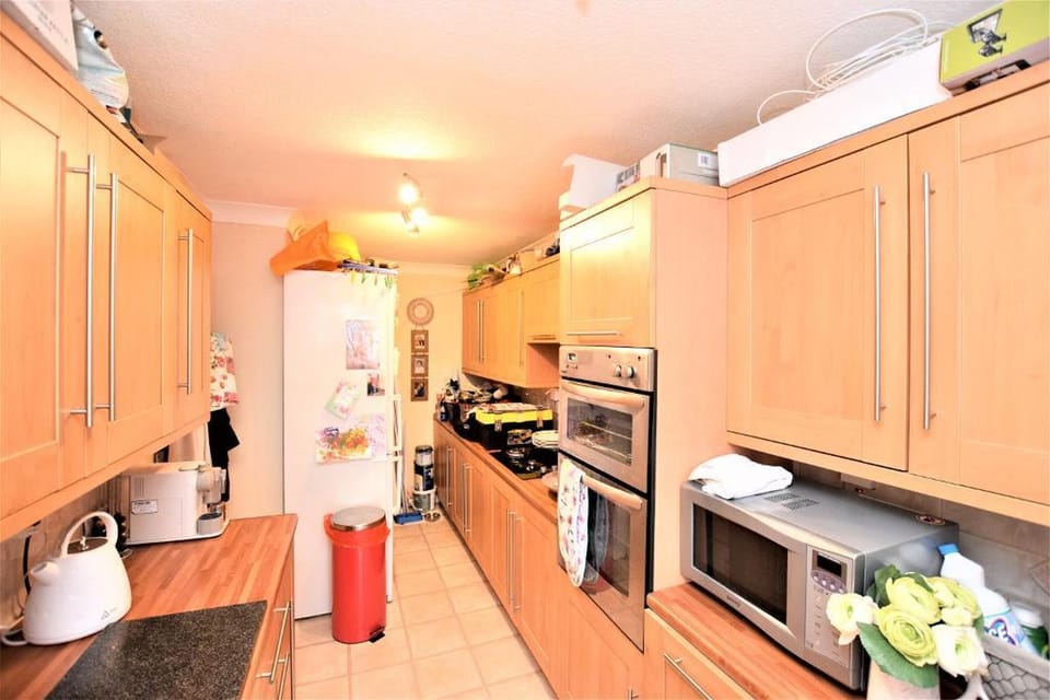 Apartment 6 Kitchen
