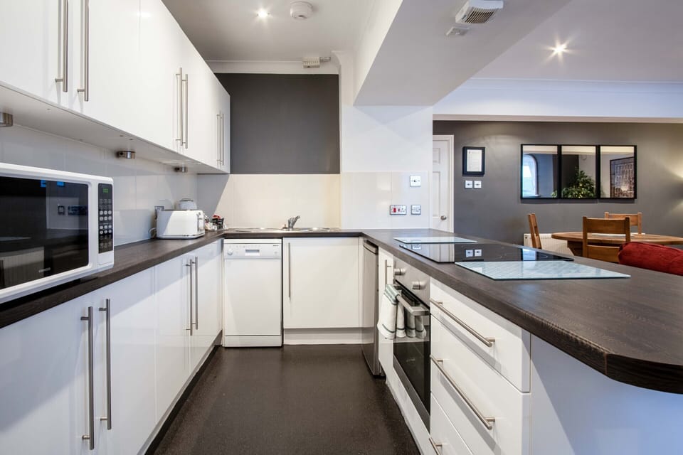 Open Plan Lounge, Kitchen and Dining Area