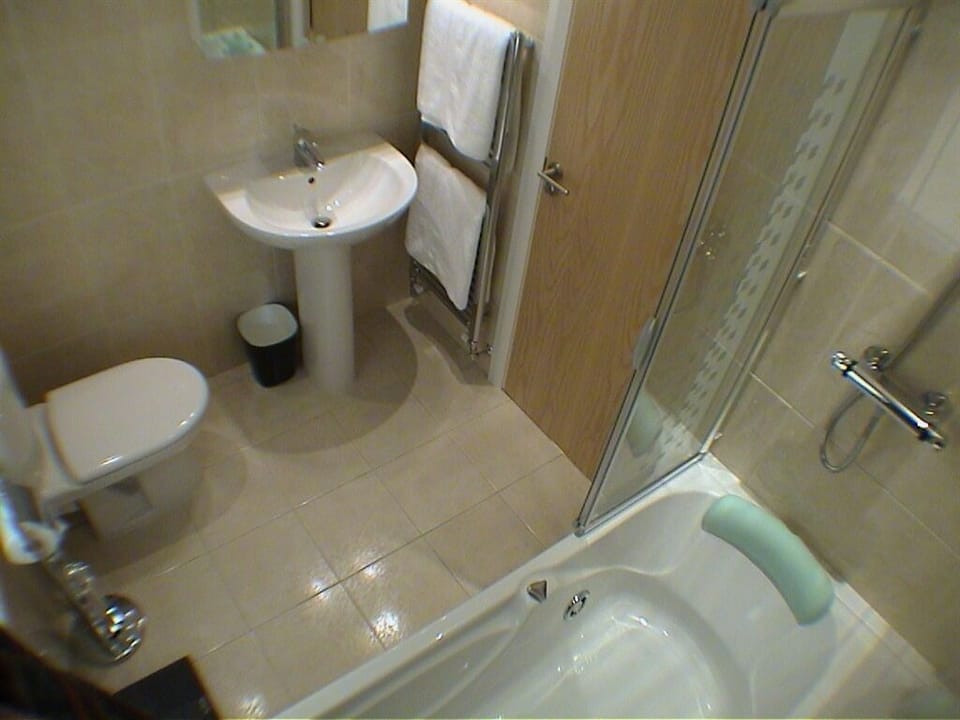 Corniche Bathroom
