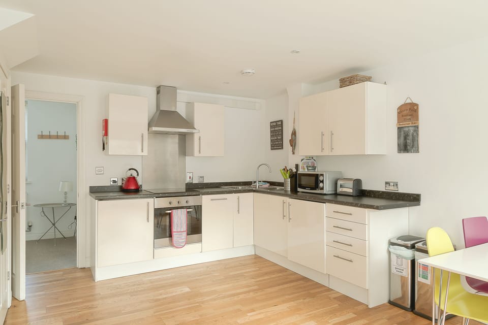 16A Kitchen
