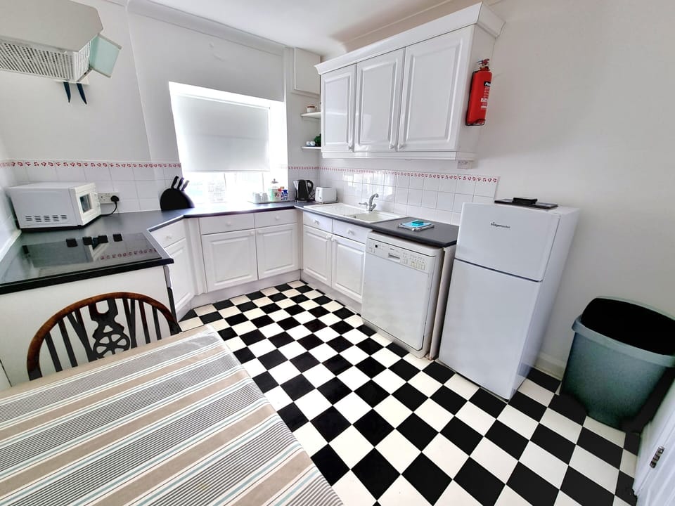 Flat 5 Kitchen