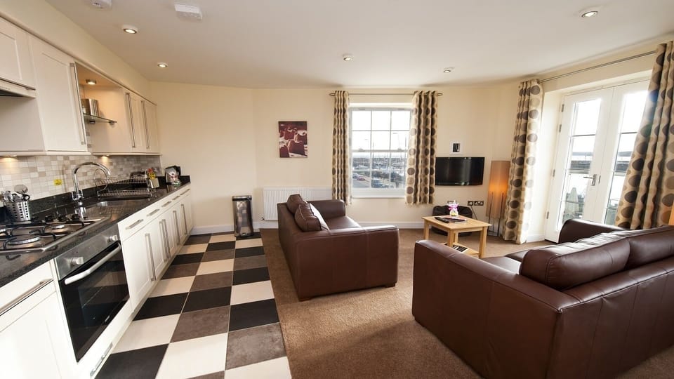 Living Room / Lounge