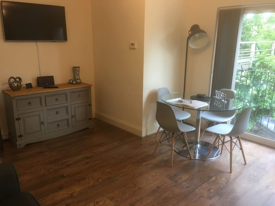 Accommodations 2 Marina Heights