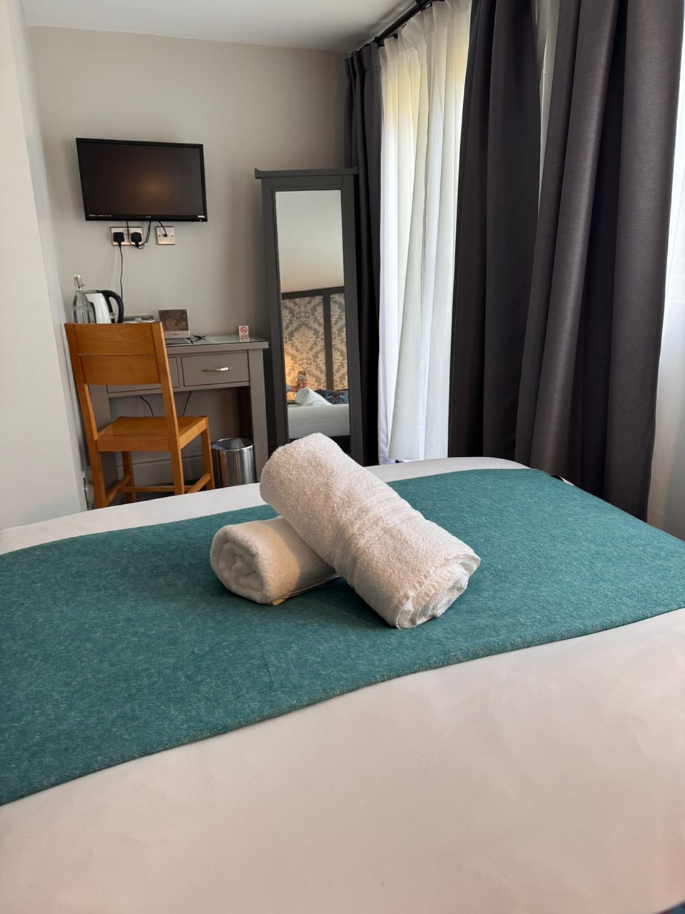 double standard en-suite room 10