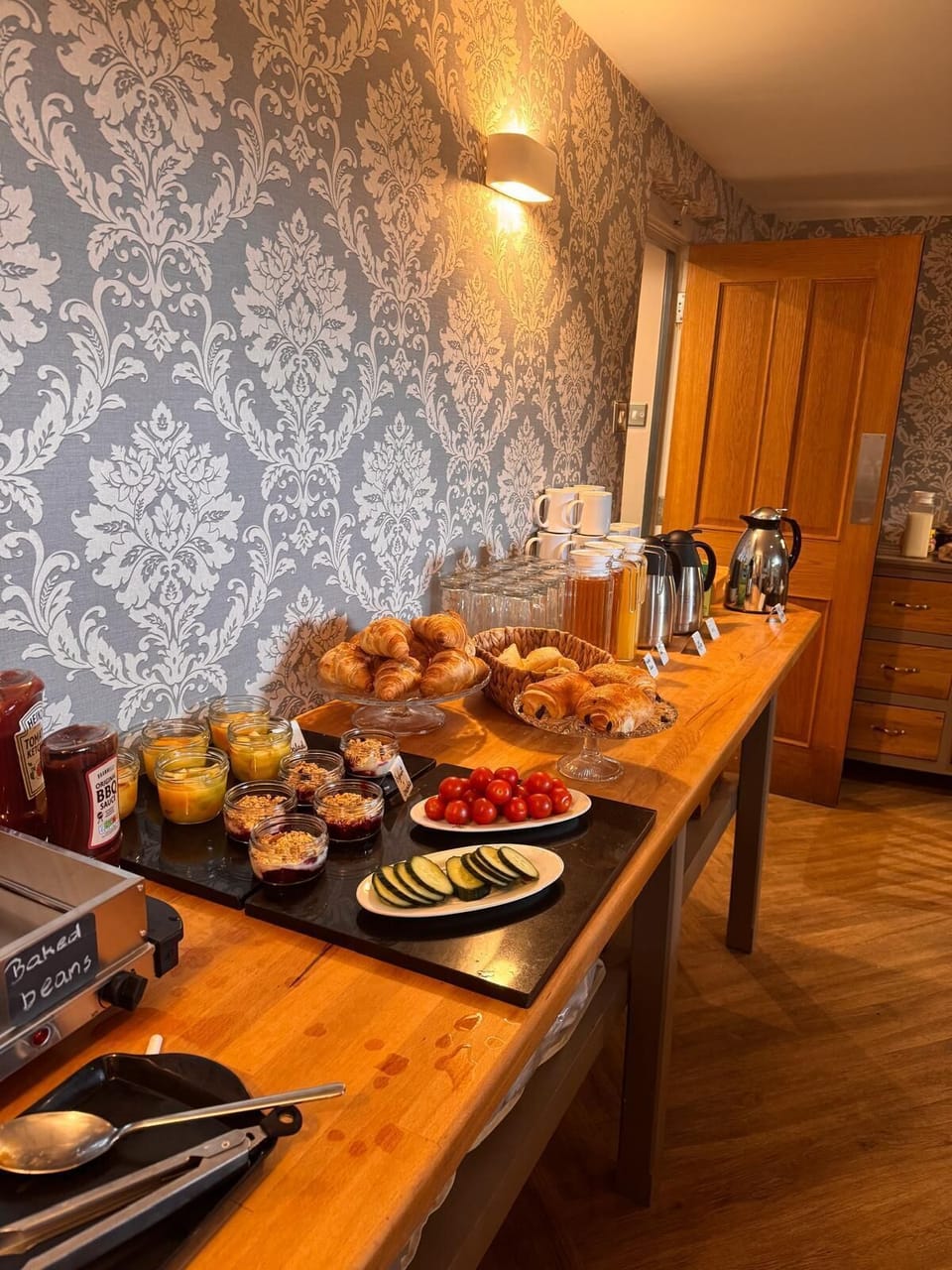 Breakfast room