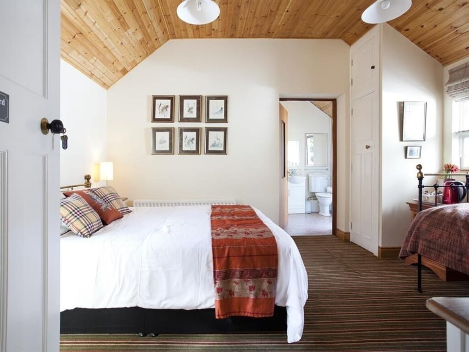 The Courtyard Room