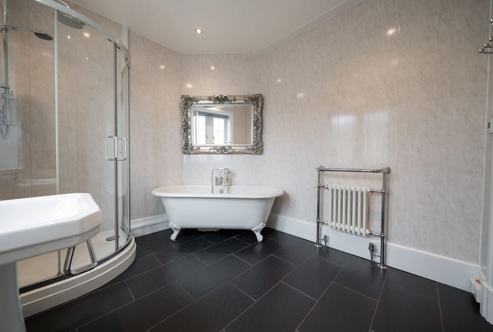 Large bathroom with underfloor heating.