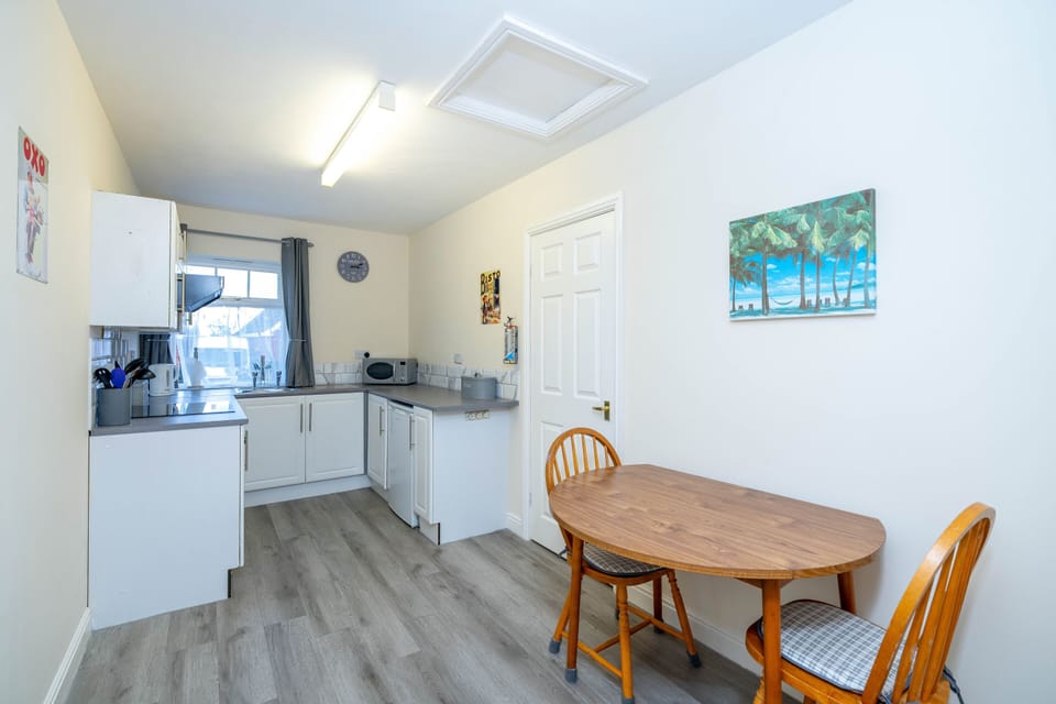 Swallow Cottage Kitchen