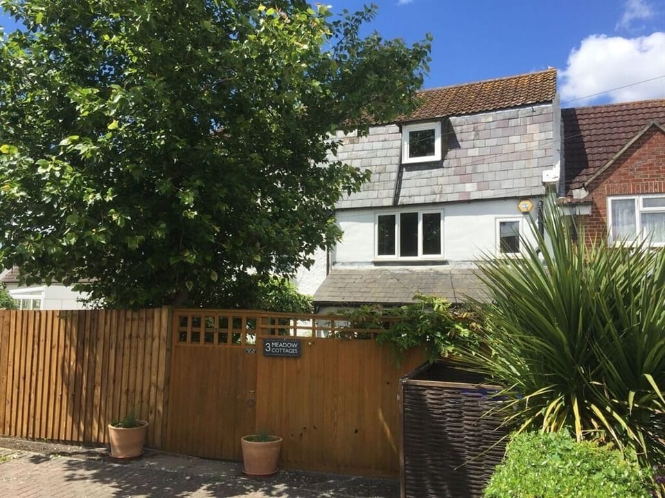 Meadow Cottage - Exterior