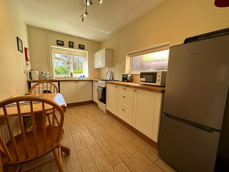 Bungalow kitchen