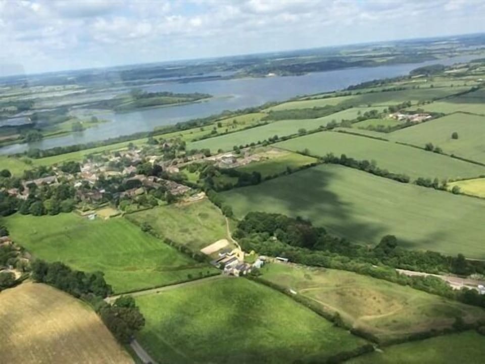 Above Broccoli Bottom, Manton & Rutland Water
