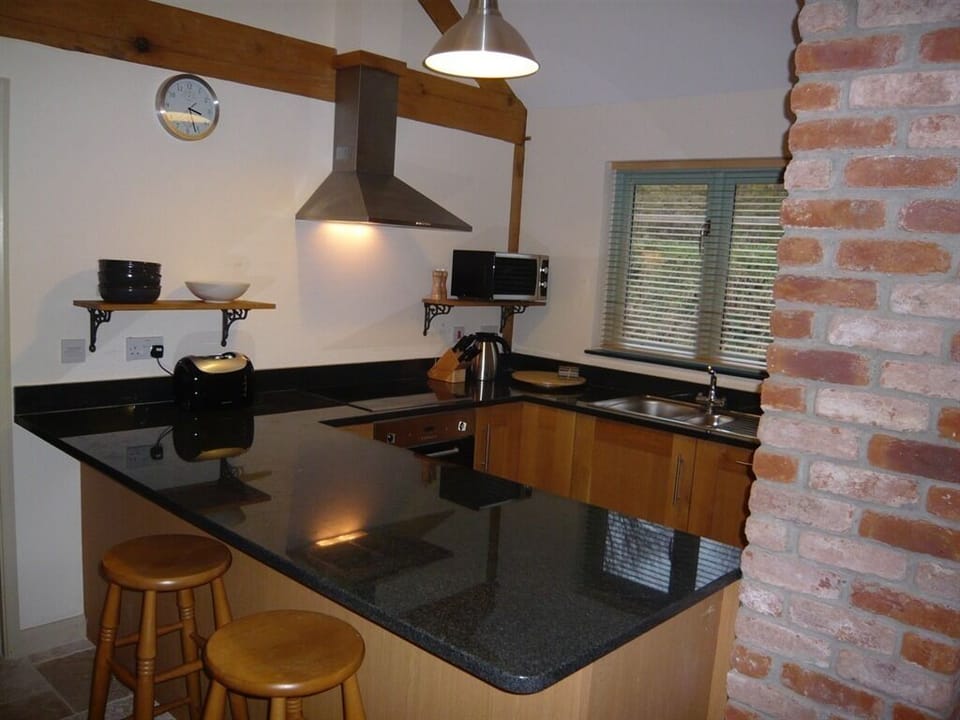 Cottage 3 self catering kitchen