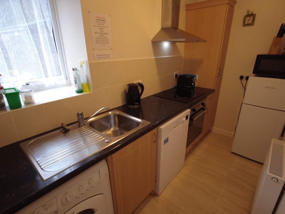 cottage kitchen