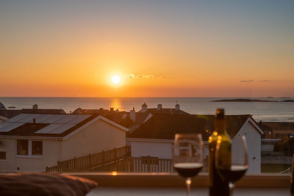 Sunset View - Rooftop view - Rhosneigr