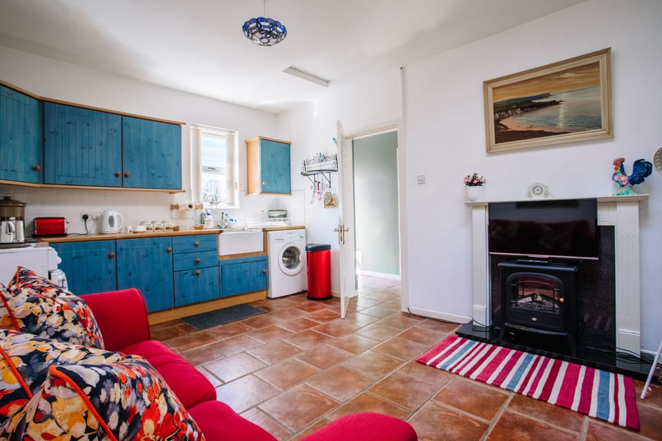 Open plan kitchen / living area