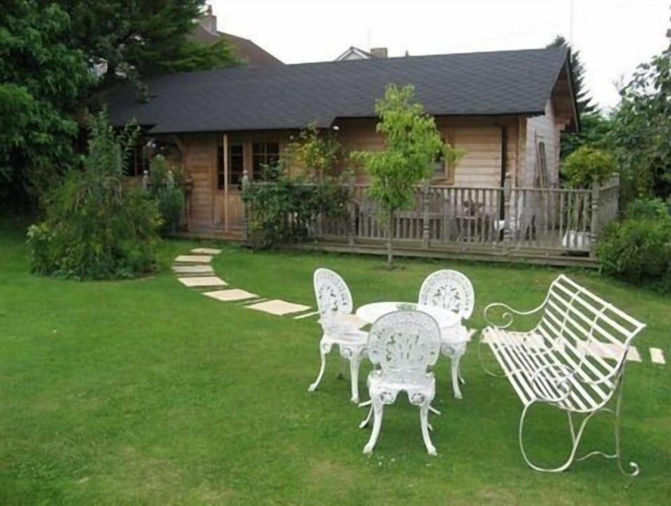 The Scandinavian cabin is ideal for a unique stay away