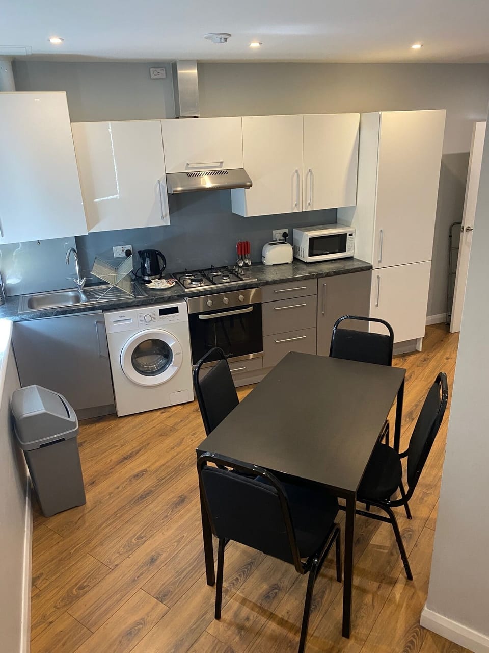 Grande Double Kitchen/Dining Area