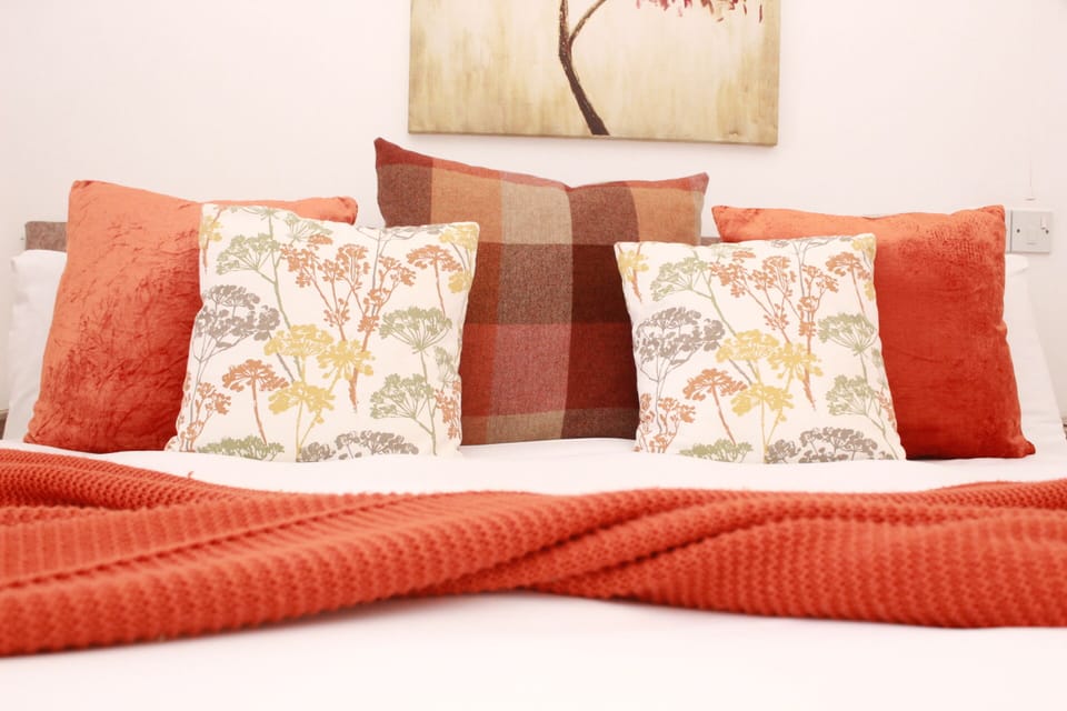 Cottage room 2 