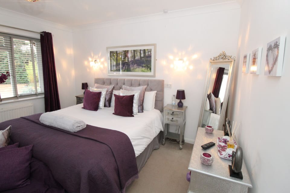 Cottage room 4 