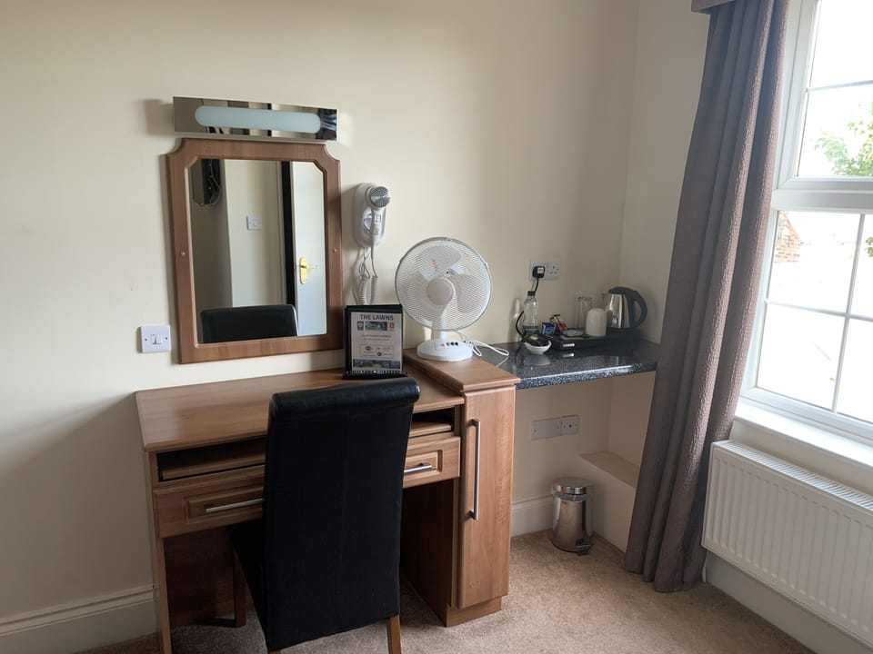 Single Comfort Room Amenities