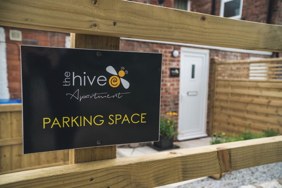 Private parking area for 2 cars