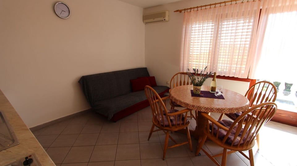 Kitchen and living room