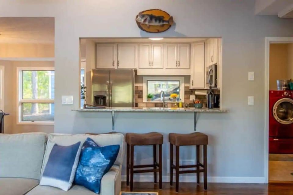 No, the fish doesn't sing. :-)