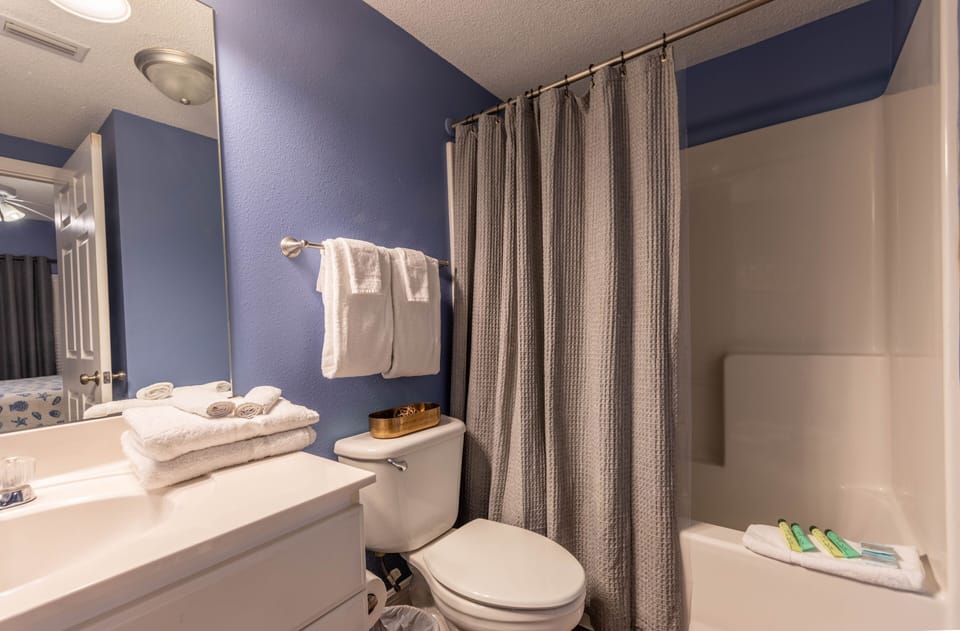 2nd Bathroom