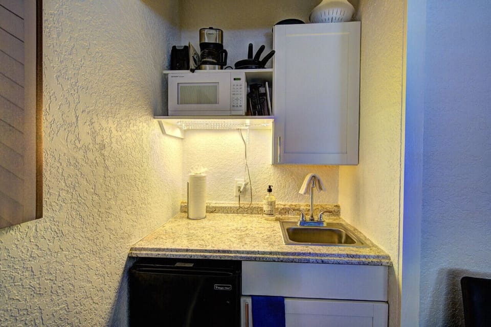 Kitchenette