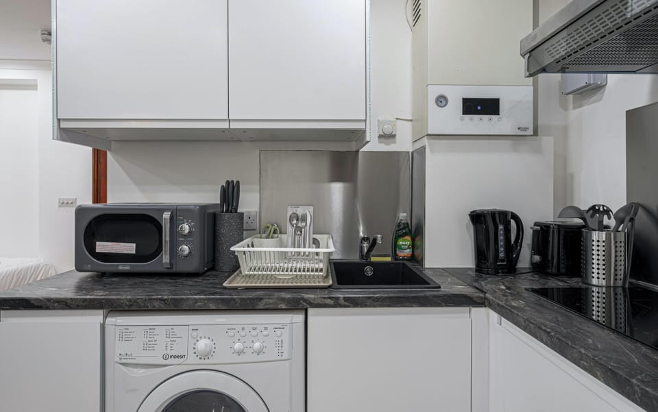 Kitchenette