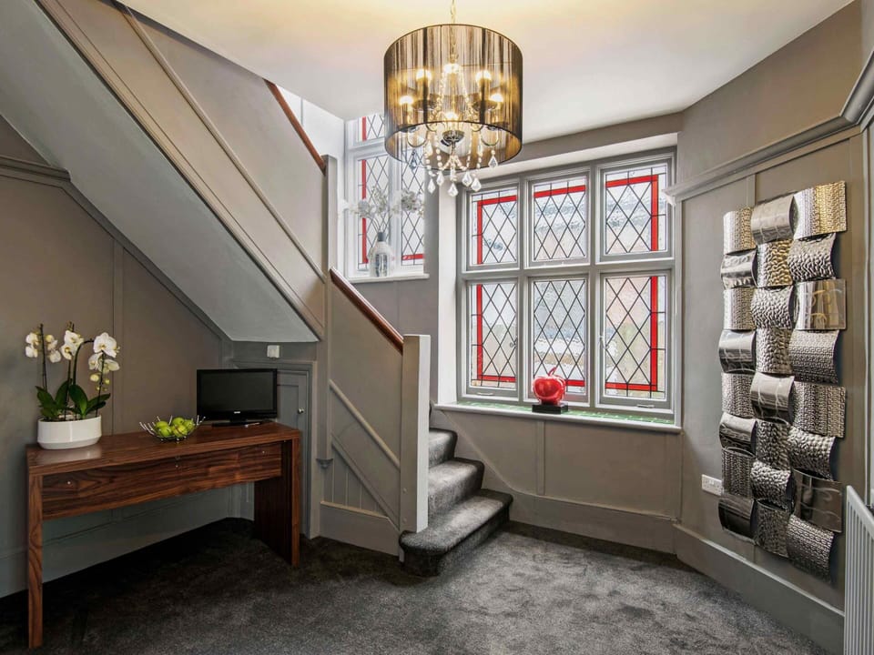 Entrance / Lobby