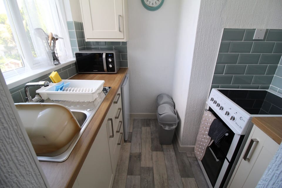 Separate kitchen 
