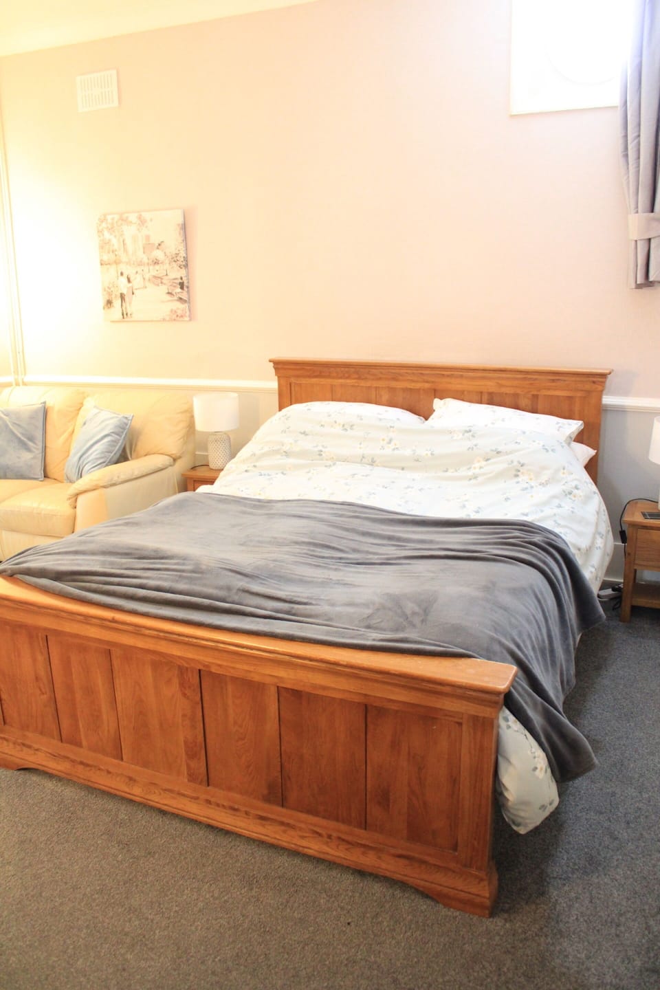 King size bed
