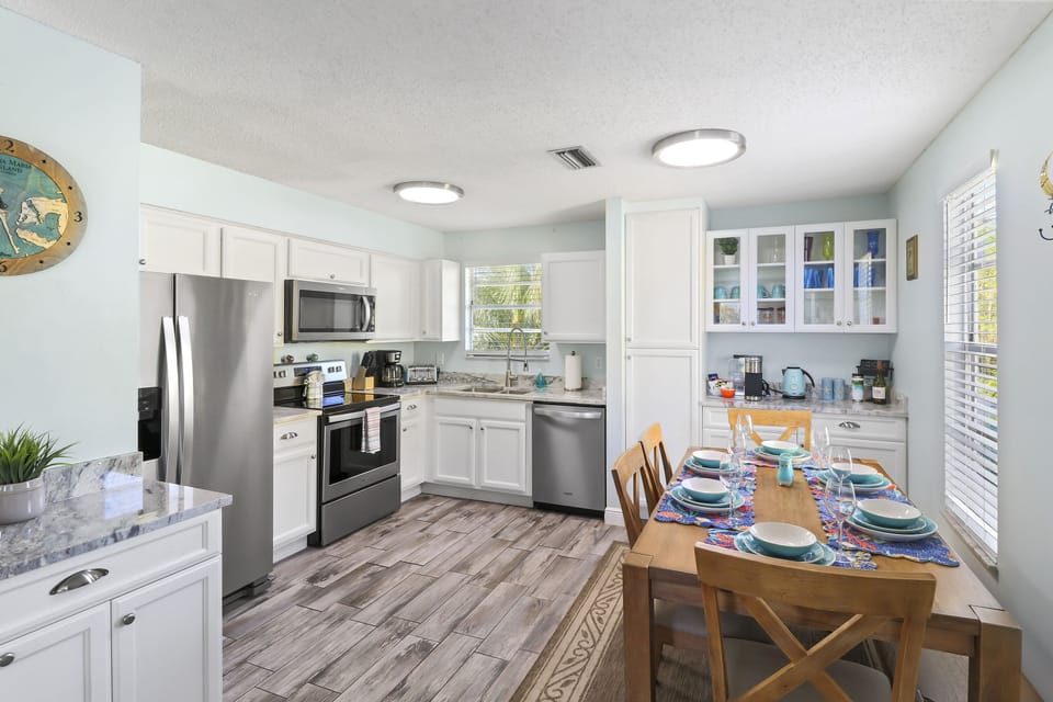 New kitchen w ss appliances,  granite and pantry cabinet