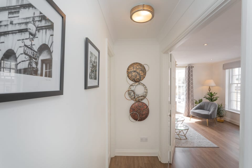 Entrance / Lobby