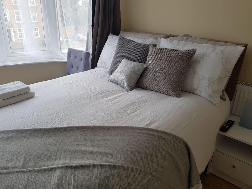 Double Bed