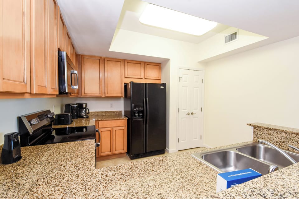 The Palms of Destin 2415 - Fully Equipped Kitchen