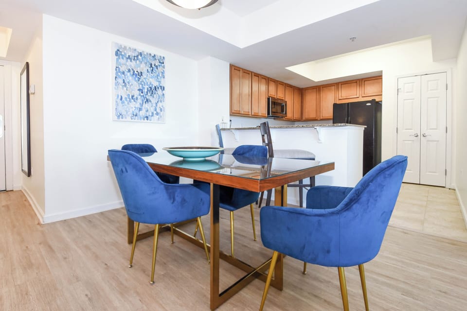 The Palms of Destin 2415 - Dining Area