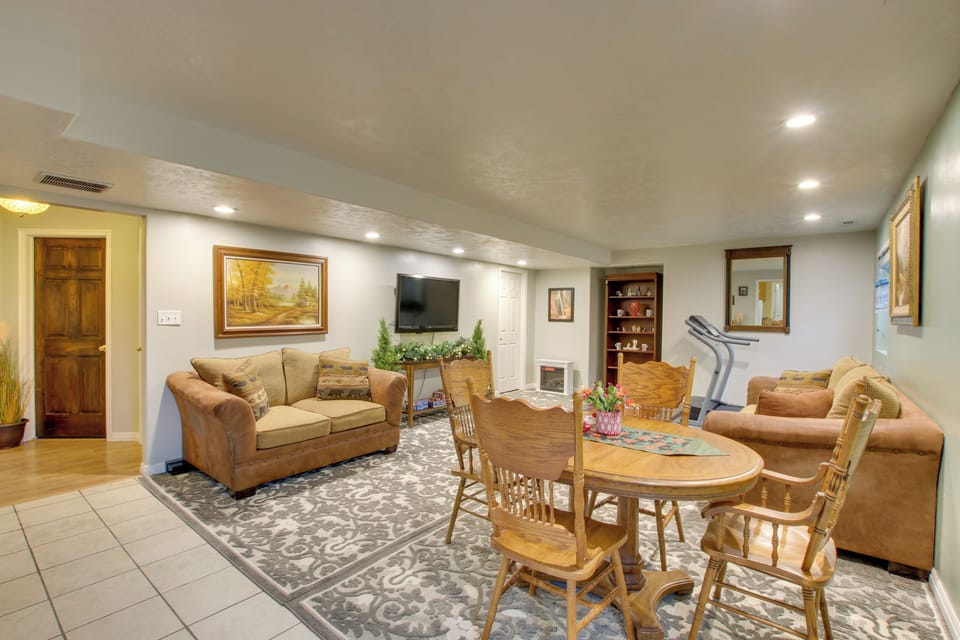 Farr West Vacation Rental | 2BR | 1BA | 1,200 Sq Ft | Stairs Required to Access