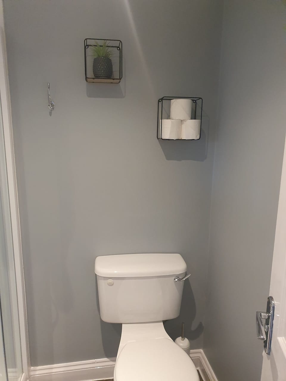 Ensuite shower room