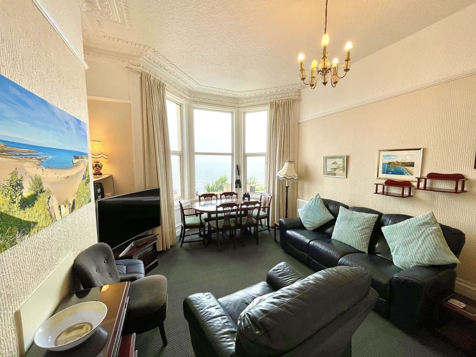 Apartment 3 lounge